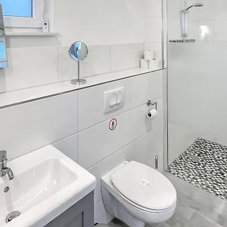 Apartmán 1 Bedroom Beautiful In Roebel-mueritz Marienfelde